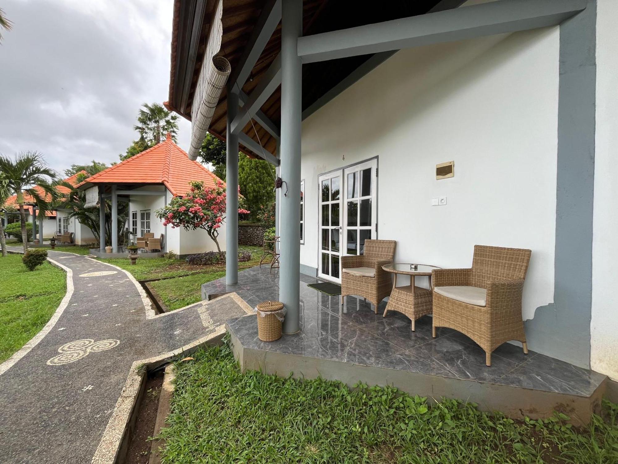 Hotel The Hamsa Lovina Exterior foto